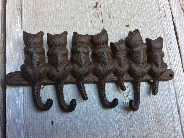 Cast Iron Wall Mounted Hook Hanger Distressed Look 7 Cats with 4 Hooks