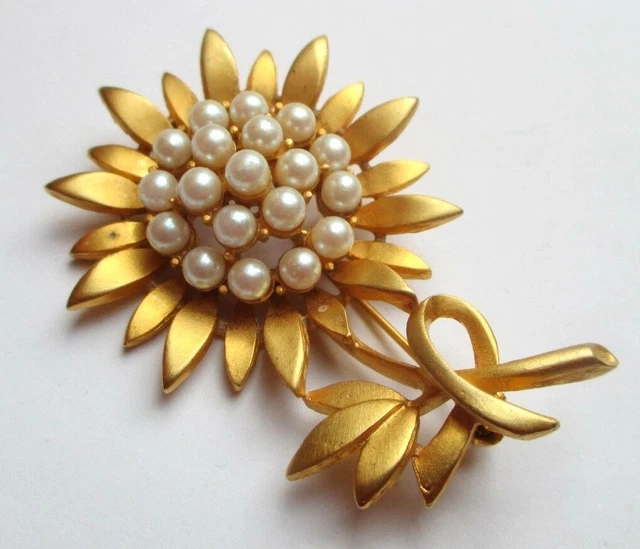 Broche Vintage Fleur En Nacre Et Perles - Couleur Or, Pièce Unique Et Rare (état Impeccable)