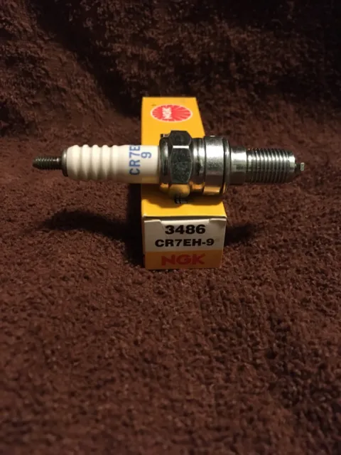 One NGK CR7EH-9  3486 Standard Spark Plug
