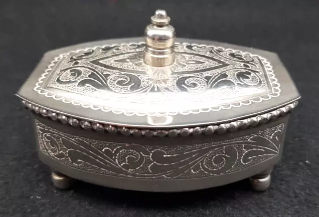 Vintage Indian Silver Metal Hinged & Engraved 3 Footed Trinket BOX, stamped.