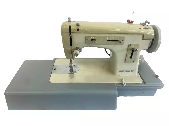 Singer Merritt Sewing Machine Heavy Duty with Hard Case Carrier Charity Listing