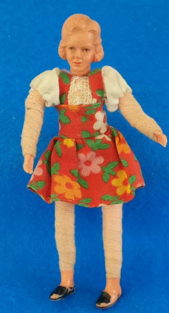 Caco Biegepuppe Puppe Frau Blümchenkleid 1:18 Puppenstube 10 cm Lundby geeignet