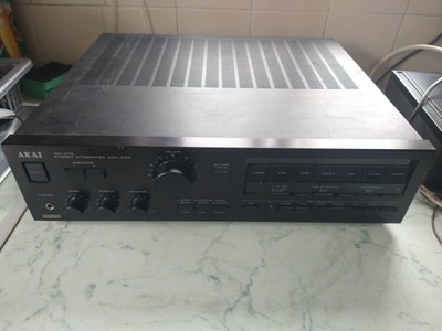 VINTAGE AKAI Am-A70 AMPLIFICATORE STEREO INTEGRATO 