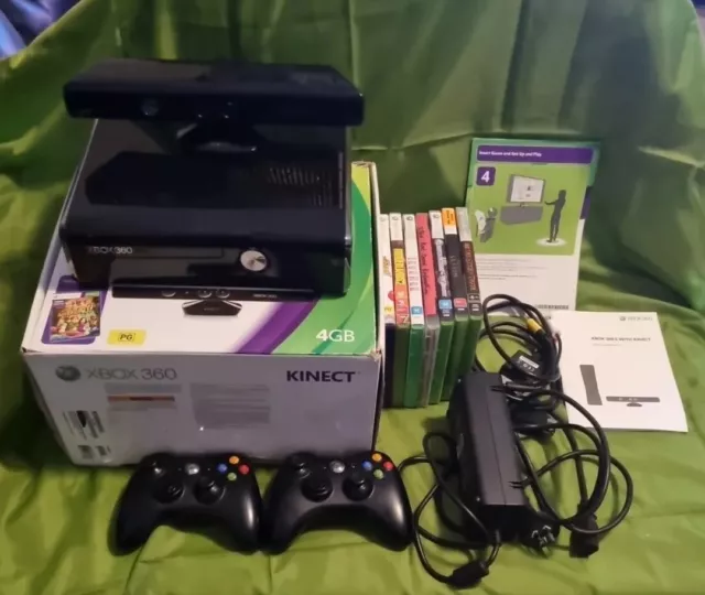 Console Xbox 360 Slim 4GB - Bloqueado - Kinect - Semi Novo, Game Center  World