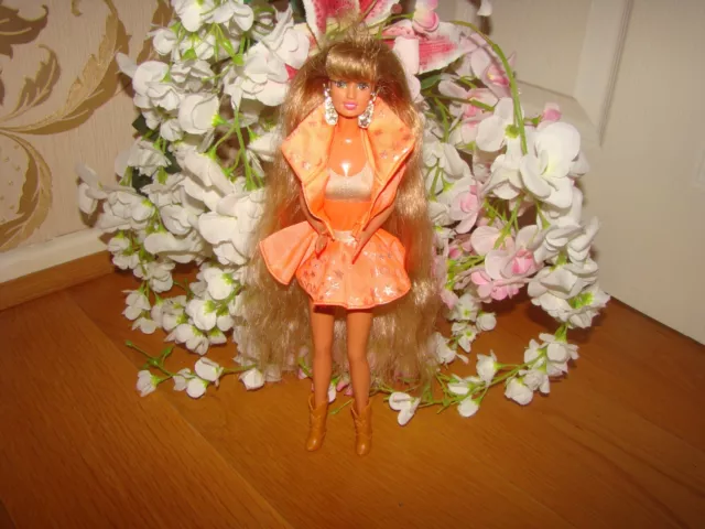 Hollywood Hair Teresa Doll Barbie Vintage 1992