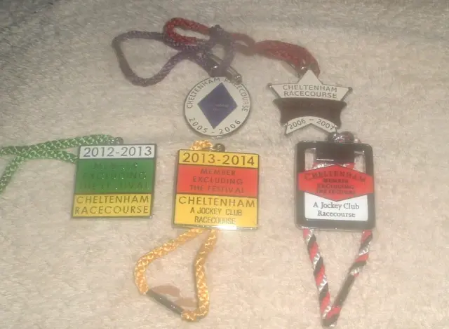 Cheltenham Senior & Members Badges & Tag .x 5 2005 - 2014