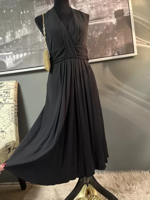 Beautiful, Black Elie Tahari Long Pasha Dress. ￼