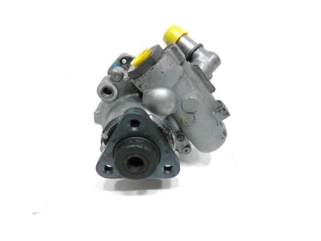 Pompe De Direction Pour BMW Série 3 E46 Phase 2 - Réf. 32416757465 - Occasion En Bon état