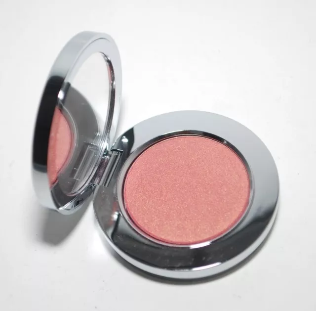 eye shadow