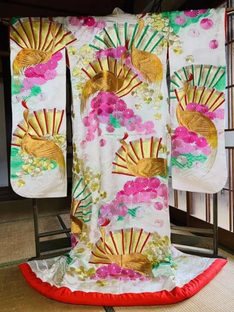 Uchikake Japanese Kimono Hatake antique kimono Classic Embroidered