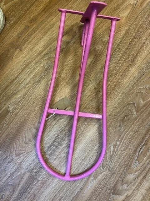 Pink saddle rack [AC]VC1781