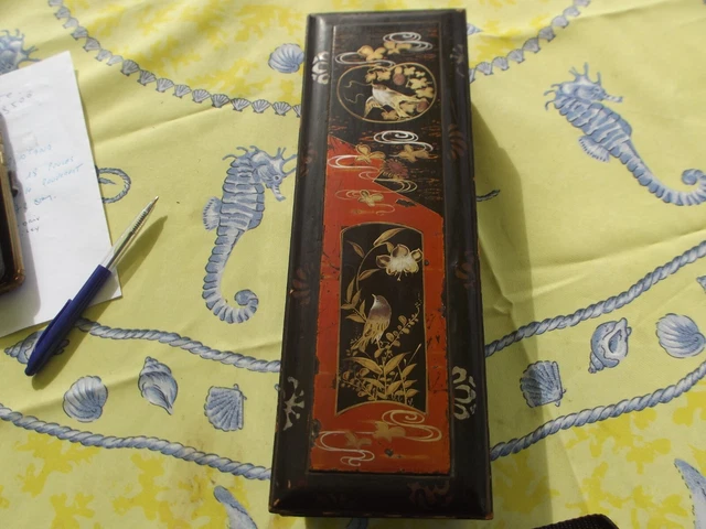 Boîte Ancienne Japonaise En Laque Noire - Décor "Palais Impérial" - Objet De Décoration Vintage - Occasion