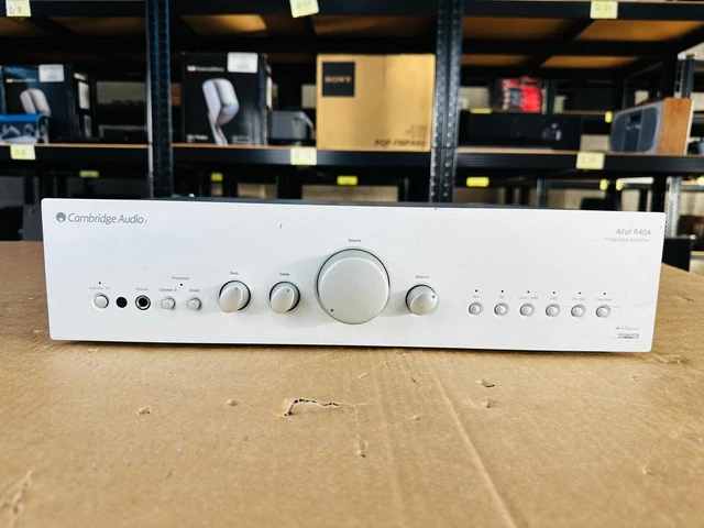 Cambridge Audio Azur 640A V2 - stéréo wzmacniacz + pilote - France