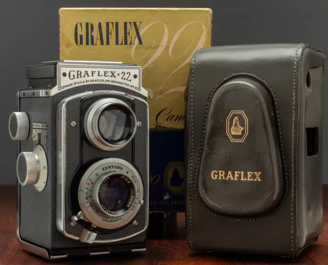 Graflex 22 Reflex  120 6x6 TLR Camera  Model 200 - Graftar 85mm F3.5 w/box