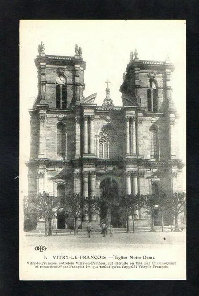 CPA Vitry-le-François - Church Notre-Dame