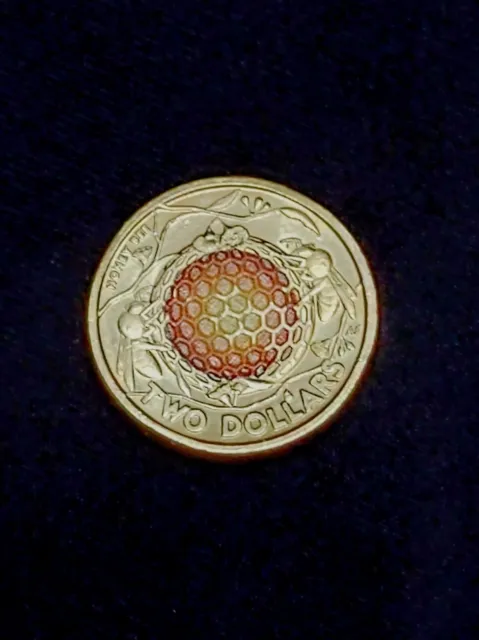 Australian 2 dollar Colorized Honey Bee Coin, 2022 From Roll *Ships From USA*