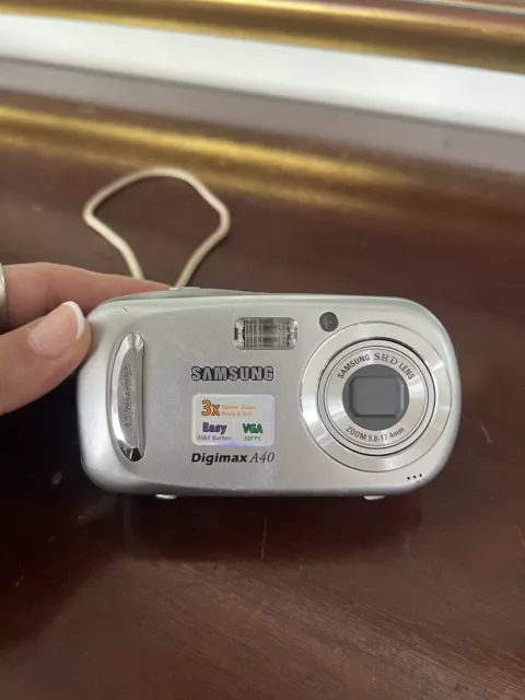 Samsung Digimax A40 Digital Camera Silver