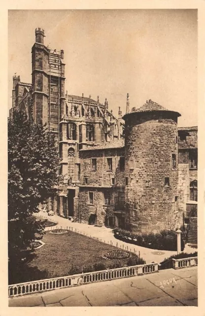 NARBONNE - ancien Palais des Archevêques et la Cathédrale St-Just