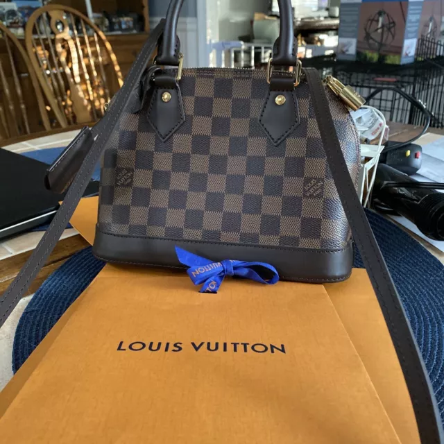 Túi xách Hến LV Louis Vuitton LV X YK Alma BB Leather Màu Đen Chấm Bi