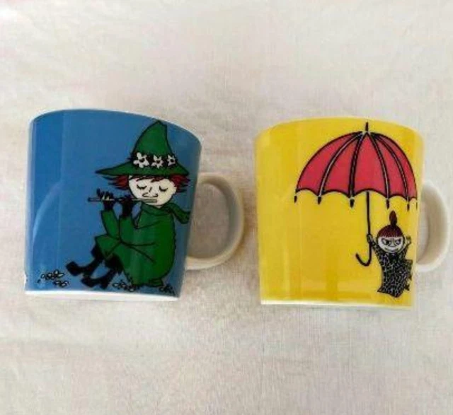 Arabia Moomin Mugs Set of 2 Snufkin Mee Logo Design Rare Very Good Condition