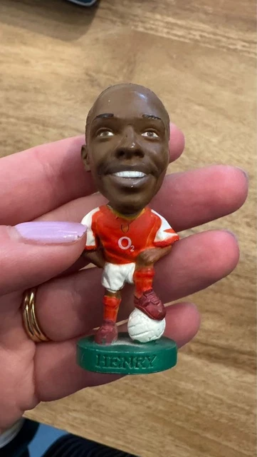 PROSTARS CORINTHIAN FIGURE : Thierry Henry France £10.77