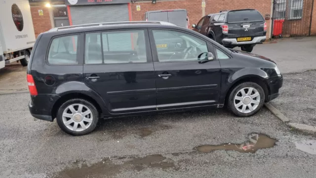 Vw Touran Se 1.9 Tdi Black 5Dr 2006, ,, 7 Seater ,,