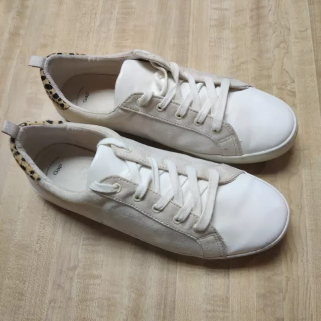 GAP Lace up Sneakers White Sand Suede Leather Animal Print Womens Size 10 EUR 41