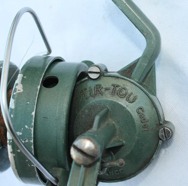 Ancien Moulinet De Pêche En Tôle Emboutie – Pratic Déposé – France