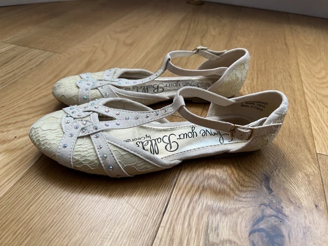 LOVE YOUR BALLETS by George Girls Ivory Flat Shoes Size 2 UK