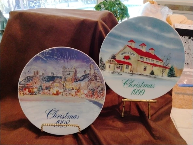 Vintage Smuckers Limited Edition Christmas Collectors Plates Set of 2