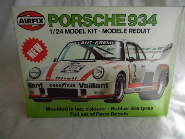 Heller 80714 Construction Maquette Porsche 934 Echelle 1/24 4 pot peinture  colle