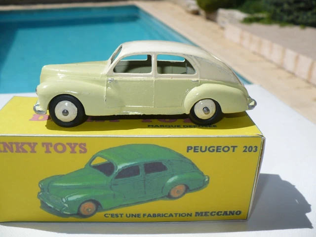 Vrai Dinky Toys 24R Peugeot 203     Restauree   Restored 3