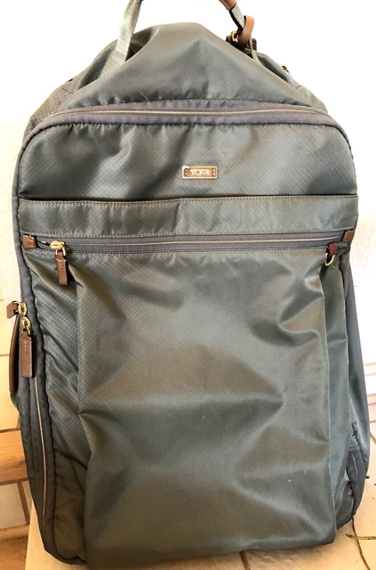 Tumi Voyageur Nylon Leisure Travel Carryon Luggage 2 Wheels Silver/grey 48600EUC