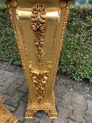 French Louis XVI wooden Pedestal/Colums in Gold With Marble Top 3