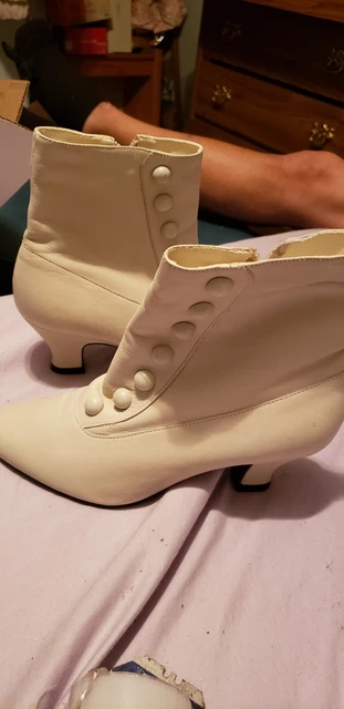 Vintage Womans Classy Dress Boots W/Original Box