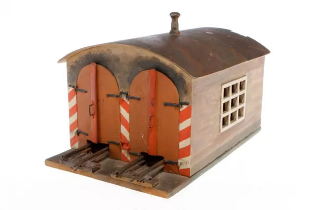 AC3899:Vintage Continental O Gauge Wooden  Double Bay Engine Shed