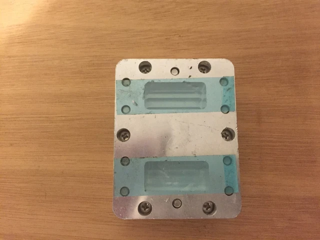 universal microwave EH-3415-1 wr-137 wr137 waveguide flange 6 GHz