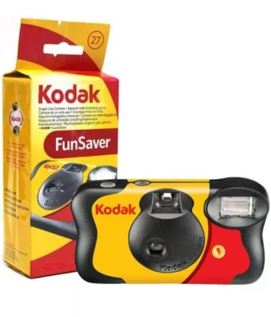 Kodak 35mm One-Time-Use Disposable Camera (ISO-800) with Flash - 27  Exposures