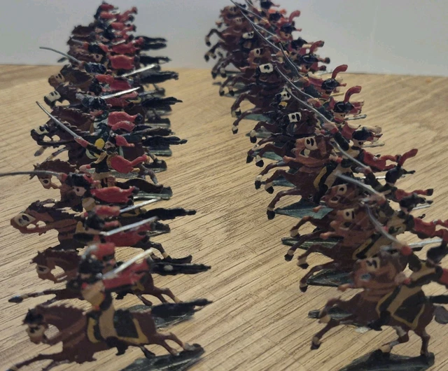 Plats d'étain - Zinnfiguren : Autriche - 24 soldats premier empire au
