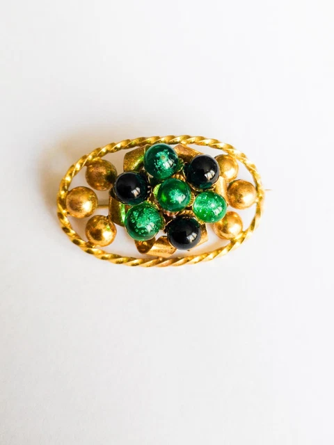 Broche Vintage Louis Rousselet - Motif Camélia En Perles De Verre Nacrées - Bijou Ancien De Collection