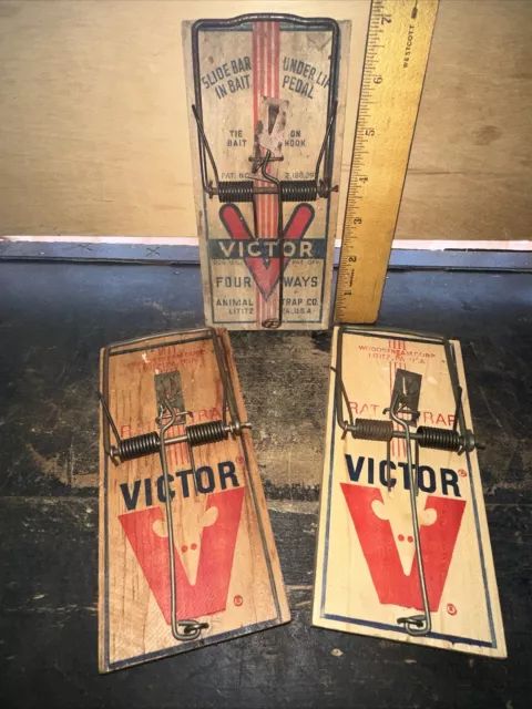 3 Large Vintage Victor Mouse Rat Traps Lititz Pa.
