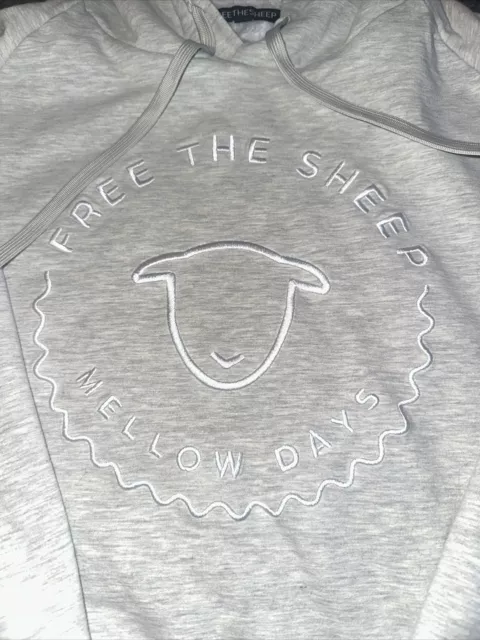 Free the Sheep sherpa lined relaxation hoodie Gray White XL 2