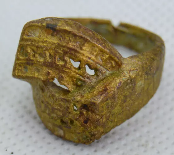 Very Stunning Ancient Ring Bronze Solid Heavy Ring Roman Artifact Amazing