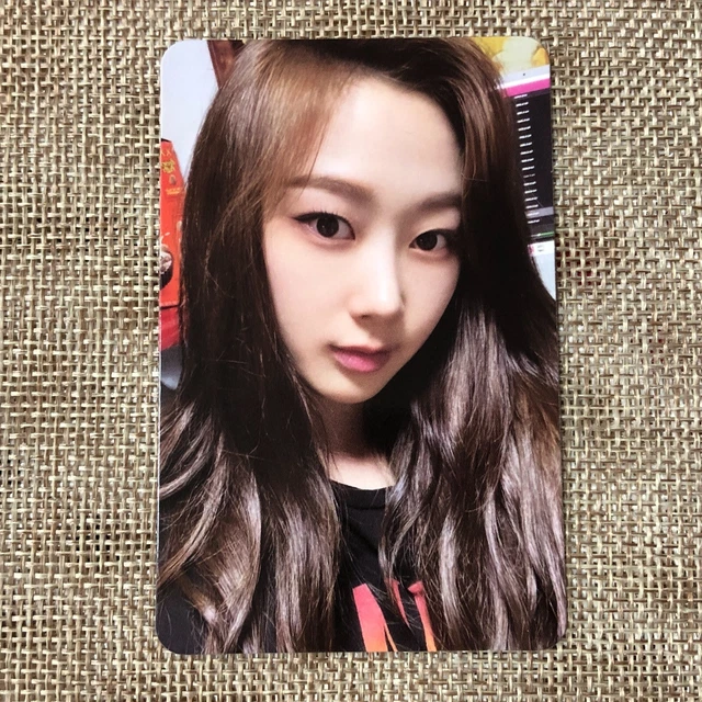 AESPA GISELLE [ Girls Official Photocard ] Real World Ver. / New /+Gift