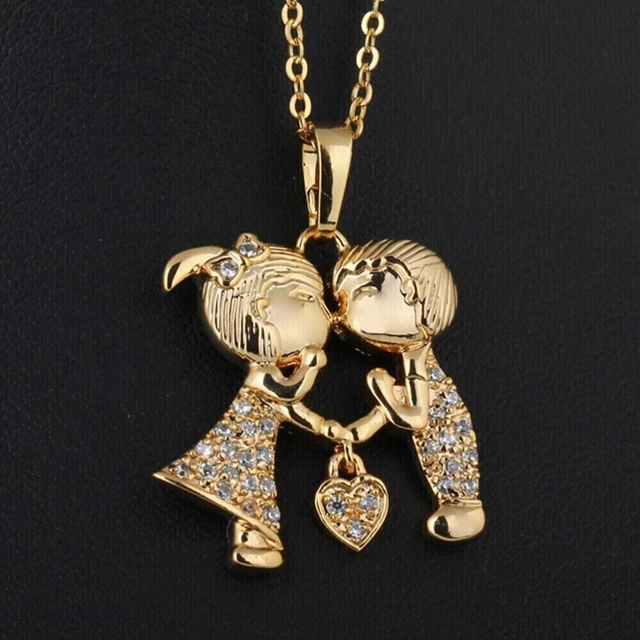 2Ct Round Cut Moissanite Unisex Heart Kissing Pendant 14K Yellow Gold Plated
