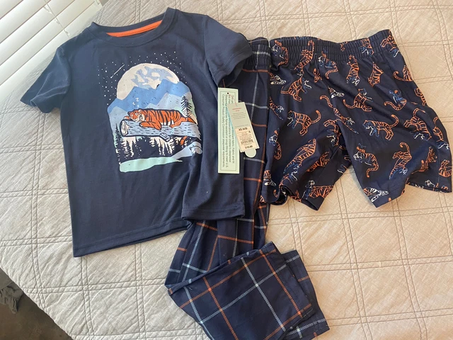 NEW!! Cat and Jack 3 Piece Boy’s Tiger Pajama Set-size 4/5