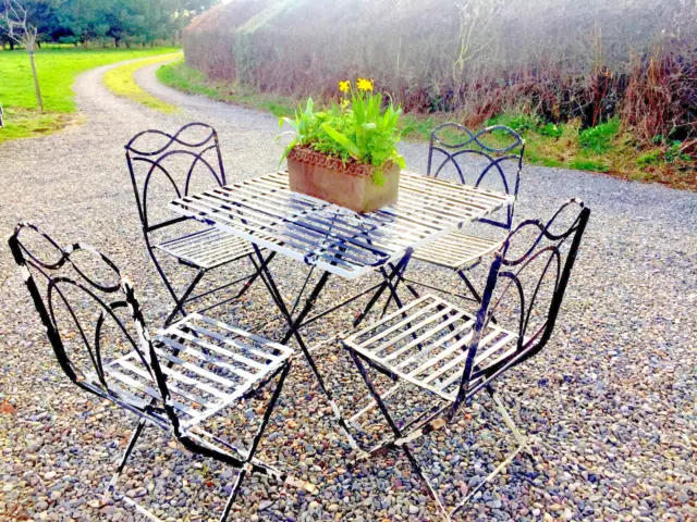 Iron garden furniture table & four chairs Regency style shabby chic ironwork