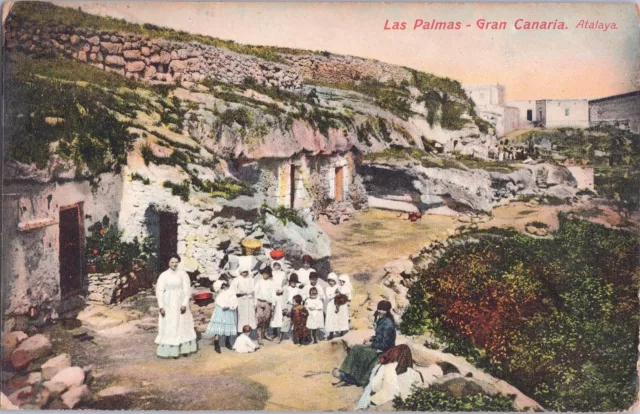 ZAYIX Women and Children Las Palmas Atalaya pottery district Grand Canary Island