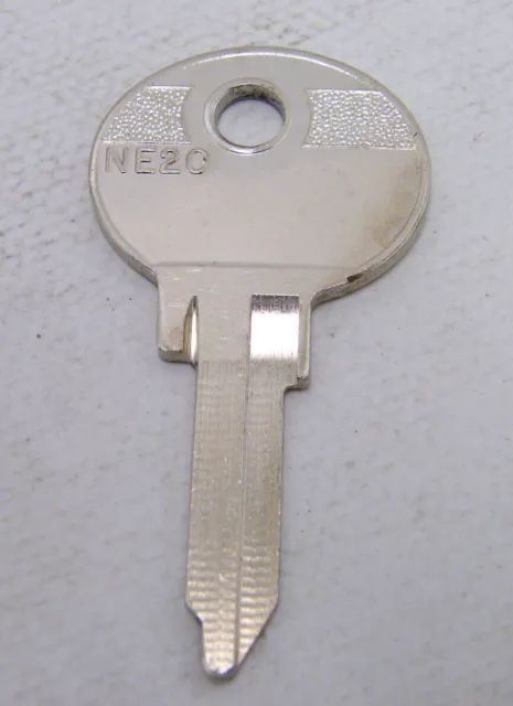 Car S Key Blank DAF Ebro Fiat lada Moskvith Zaz Renault Talbot Volvo