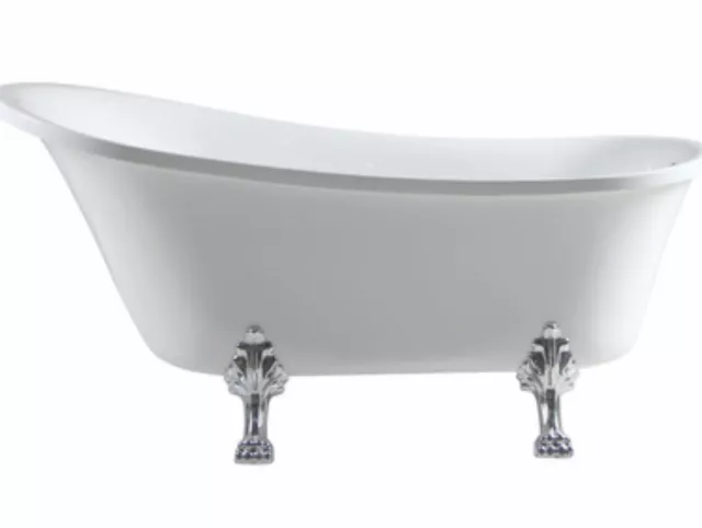 Lion Claw Foot Bath Tub with Chrome Feet 2